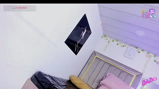 scarlettvell - ScarlettVell's free webcam - UK Sex Cams