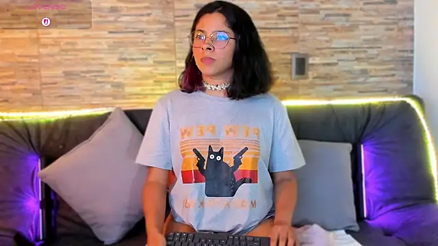 nath_redrex - Nath_redrex's free webcam - UK Sex Cams