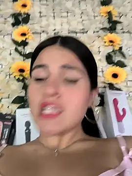 Webcam Model (Lorenaa1) is live