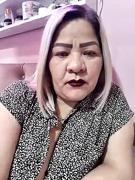 Dalessa_Bigtits live cam profile