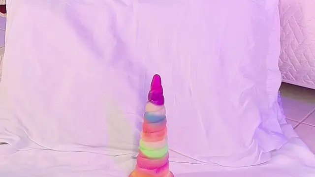 shasa_8 - Shasa_8's free webcam - UK Sex Cams