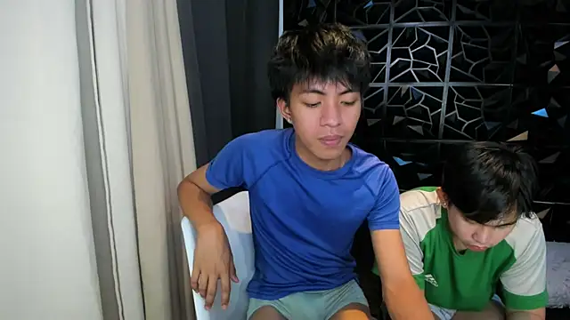 davincihugecock live sex cam