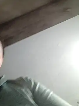 lily_daisy - Lily_Daisy's free webcam - UK Sex Cams