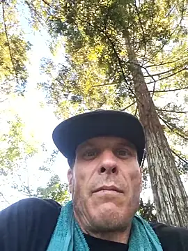 415cali925 (Ask my age) - Playing with my cock