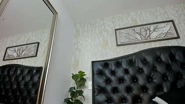 Lander_Cruz's live cam