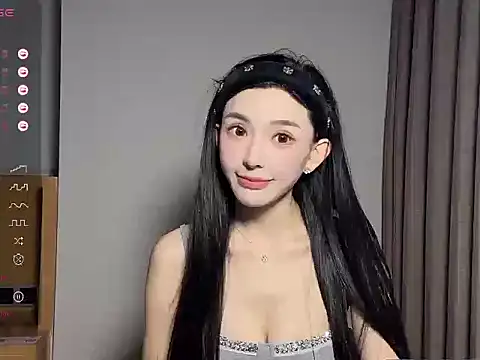 美女kiki-12在线直播