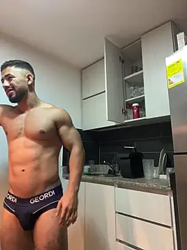 Ezzio_Scolaro's live cam