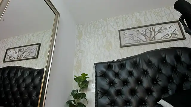 Lander_Cruz's live cam