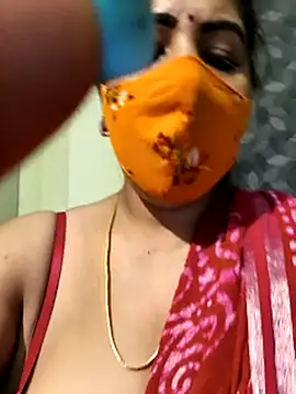 Webcam Model (Poly_bhabi) is live