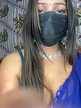 cuti-naina - CUTI-NAINA's free webcam - UK Sex Cams