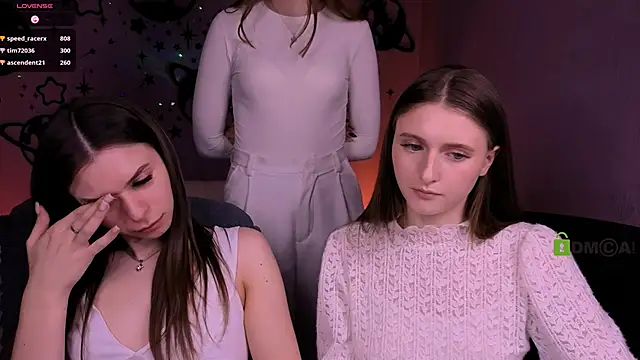 nekky_mouse live sex cam