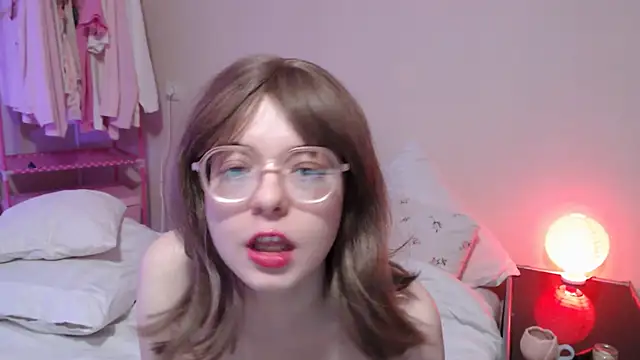 KatieMelone live sex cam