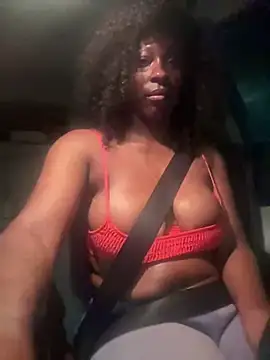 Webcam Model (MadameMuse) is live