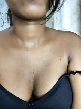 Webcam Model (Simran_0011)  is live.Free join now!