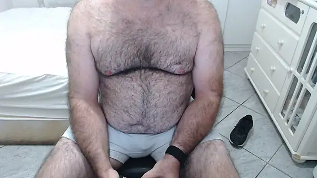 mysterbearmg (Ask my age) - CUM IN GOAL - Add Inst - Mysterbearmg