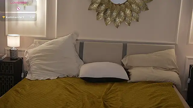 Magnetic_Mia_ live sex cam