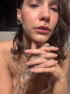 nickelfie - Nickelfie's free webcam - UK Sex Cams