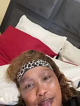 Webcam Model (BADFATASS85)  is live.Free join now!