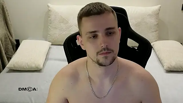 larstar01 - Larstar01's free webcam - UK Sex Cams