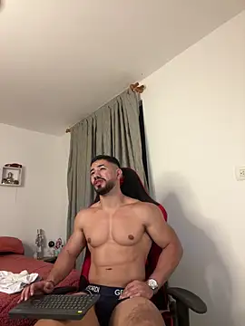 Ezzio_Scolaro webcam