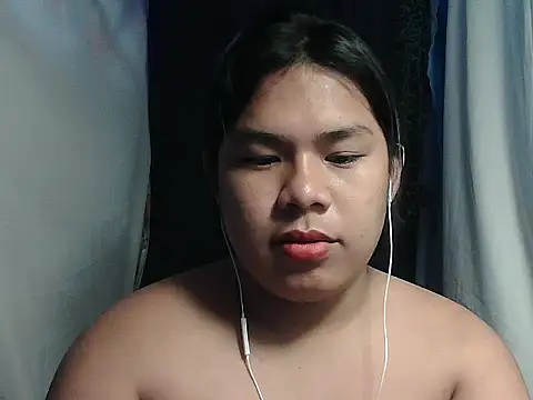 Huntrix2025 live sex cam