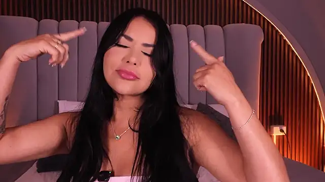 emperatriz_reyes webcam