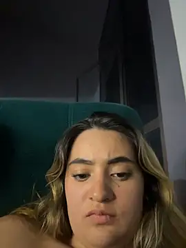 Antonella_Julieta webcam