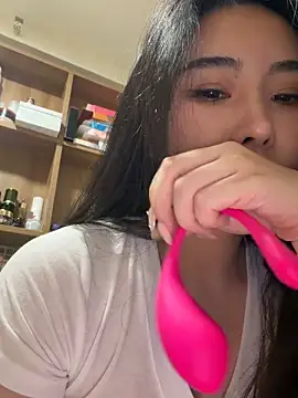 美女anqi6376在线直播