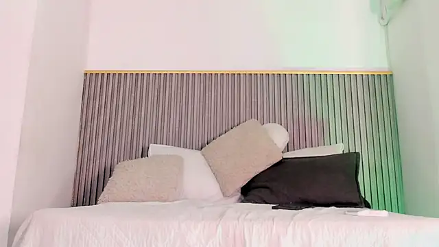 ashvalentine_ webcam