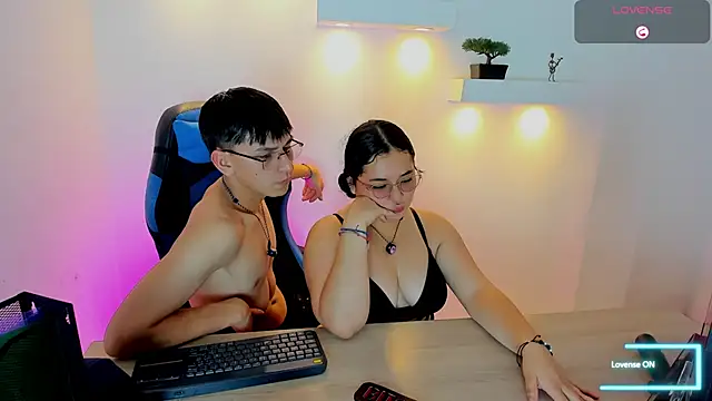 alexander_ammy - Alexander_Ammy's free webcam - UK Sex Cams