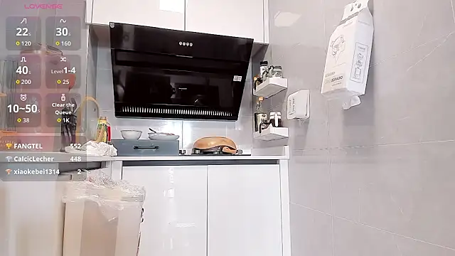 vivian-6 - Vivian-6's free webcam - UK Sex Cams