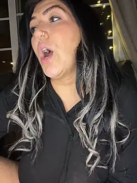 LittleMissEeve webcam