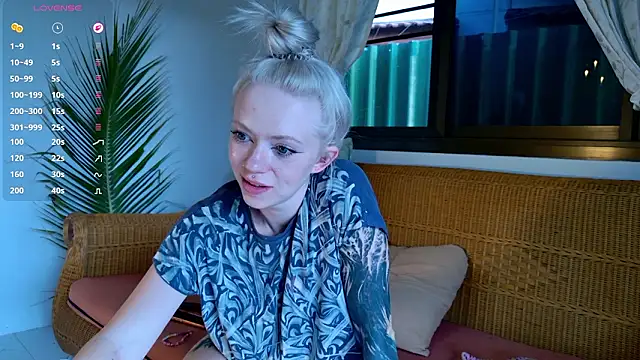 jane-booblegum - Jane-booblegum's free webcam - UK Sex Cams