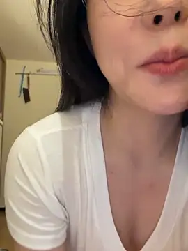 美女anqi6376在线直播