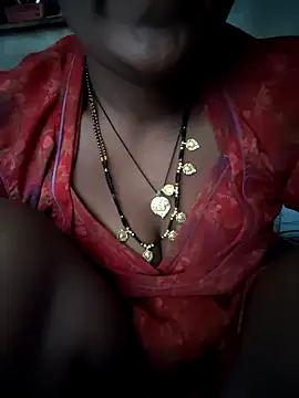 Webcam Model (aunty_sumy)  is live.Free join now!