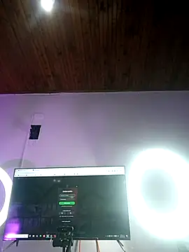 rossyalvarez - RossyAlvarez's free webcam - UK Sex Cams