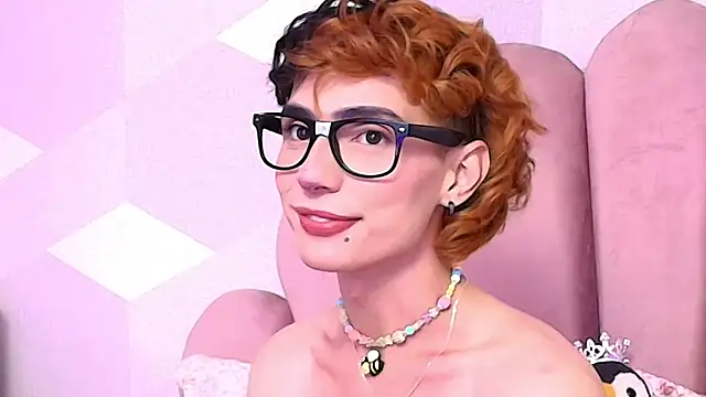 kyliemonnett - KylieMonnett's free webcam - UK Sex Cams