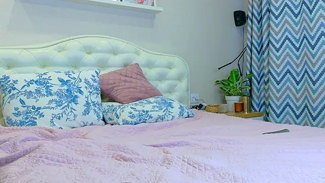 ladysweetwife - LadySweetWife's free webcam - UK Sex Cams