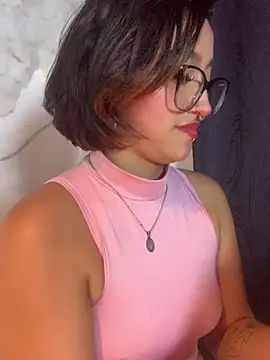 LilithMonette webcam