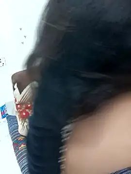 cute_ruhii0 (F teen) - Boobs show 😍