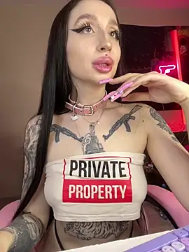 Webcam Model (Molly__Moon) is live