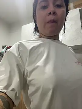 Pretty_Isadora live cam profile