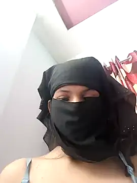 Webcam Model (Aafreen_36)  is live.Free join now!