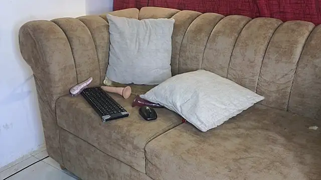 ahnaysexx live sex cam