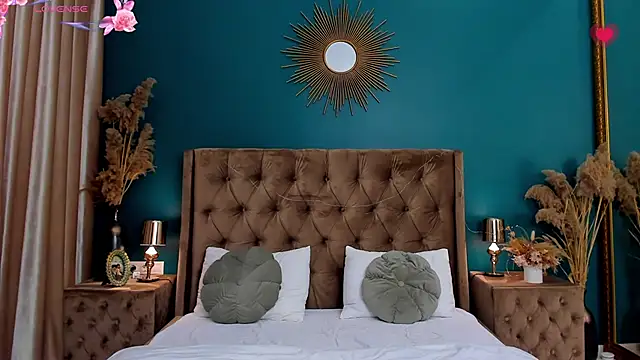 CalyMoon live sex cam