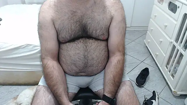 MysterBearMG live sex cam