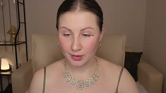 Helens_love live cam profile