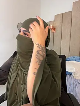 Webcam Model (rashaaa_)  is live.Free join now!