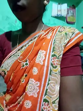 Webcam Model (Renuka_GG)  is live.Free join now!