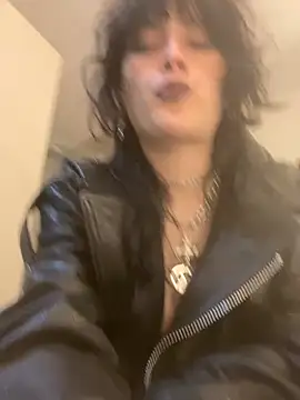 Cyberdark1312x webcam